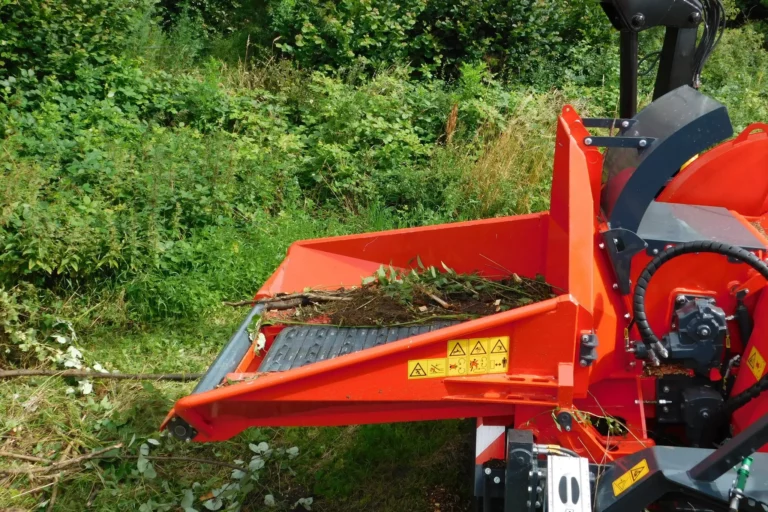 JENSEN JT 600 sajátmotoros dobos aprítógép