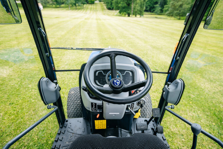 ISEKI TM4230 - TM4270 kompakt traktor