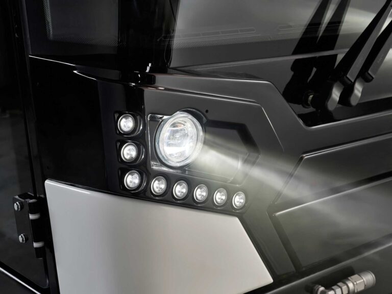 RASCO LYNX 5000 szívó-seprő célgép utcaseprő