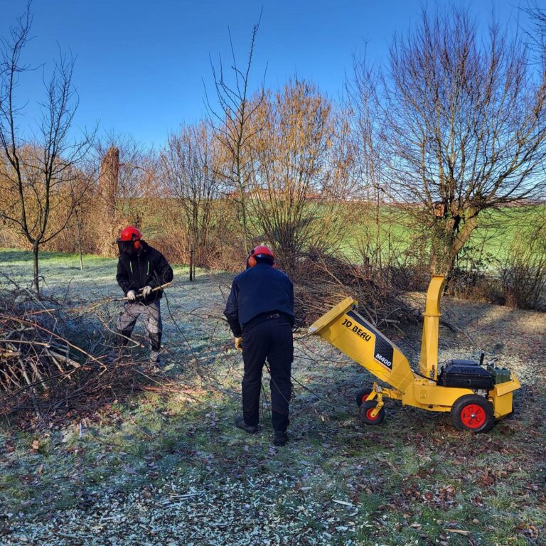 Jo Beau M 400 benzinmotoros aprítógép