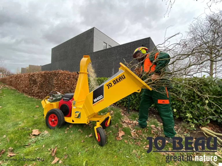 Jo Beau M 400 benzinmotoros aprítógép