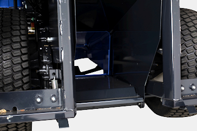 ISEKI SXG hatalmas kivetőnyílás