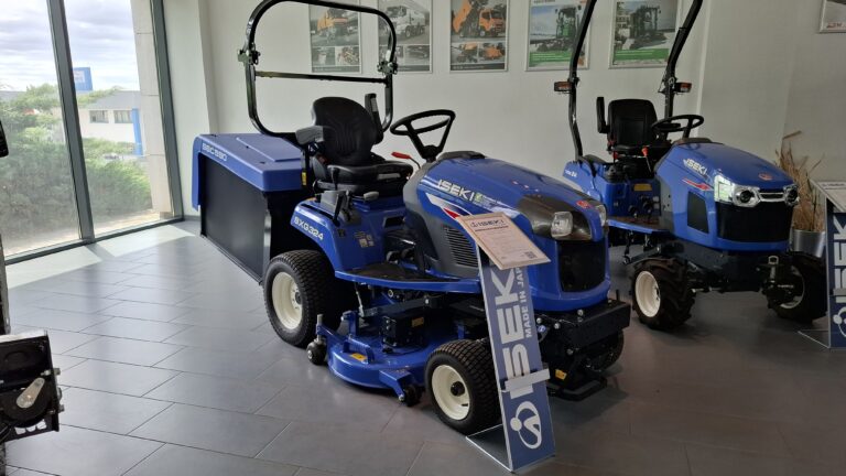 ISEKI SXG 324 dízelmotoros fűnyíró traktor