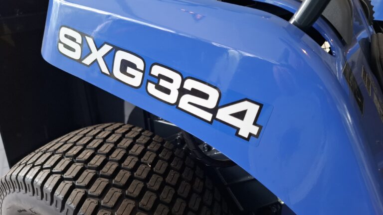 ISEKI SXG 324 dízelmotoros fűnyíró traktor
